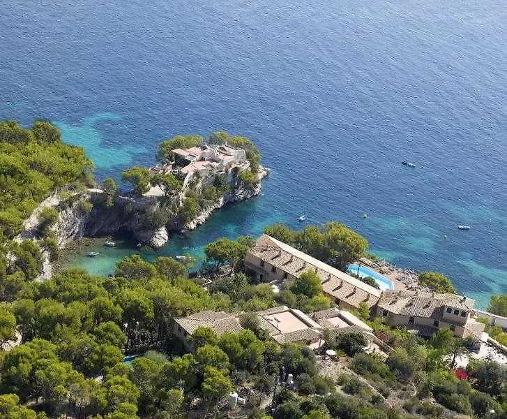 Hotel Petit Cala Fornells Peguera 5*,  Espanha