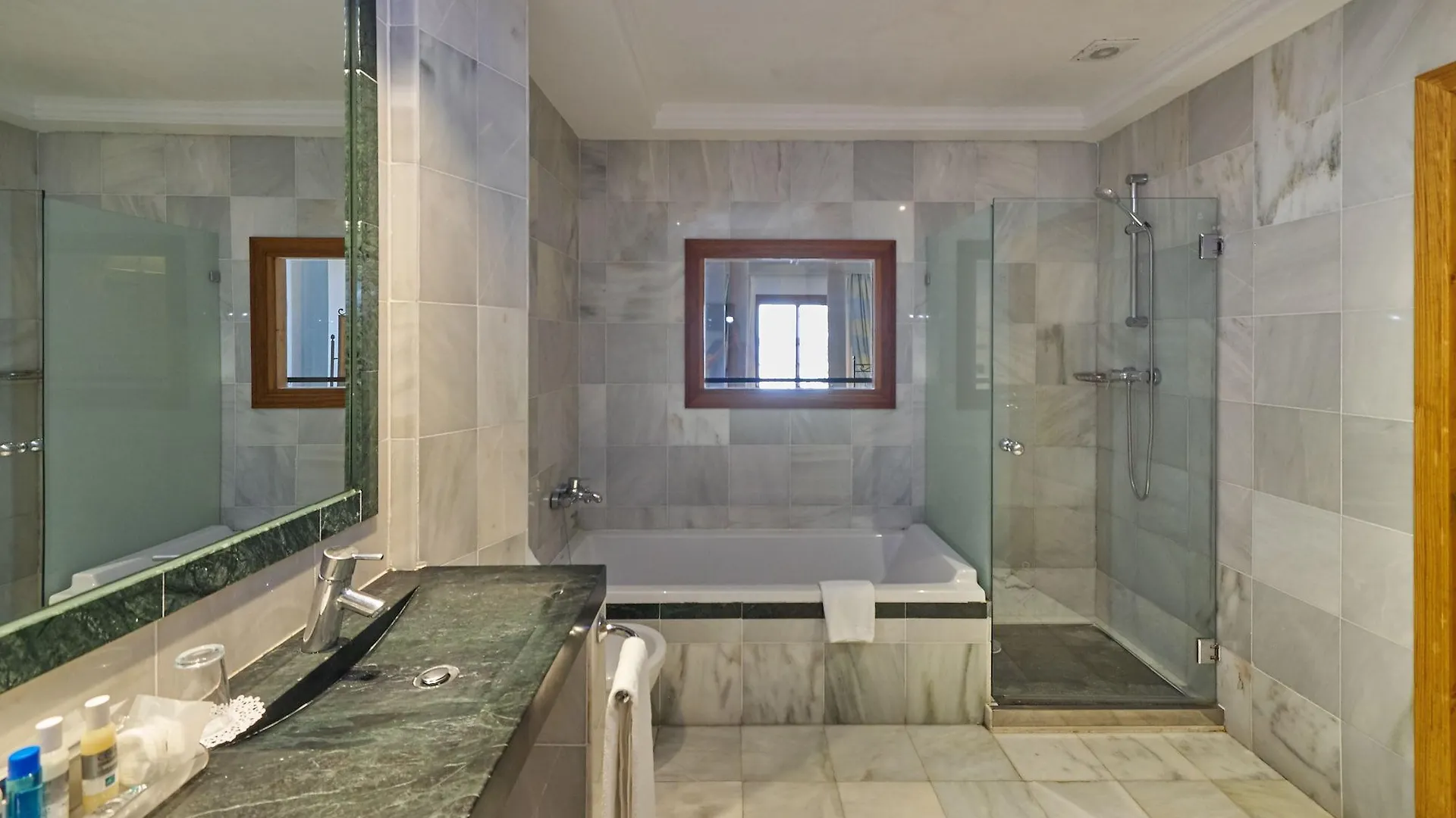 Hotel Petit Cala Fornells Пегера
