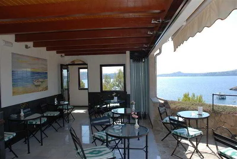 Hotel Petit Cala Fornells Пегера