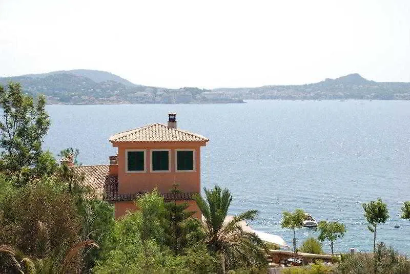 Hotel Petit Cala Fornells Пегера