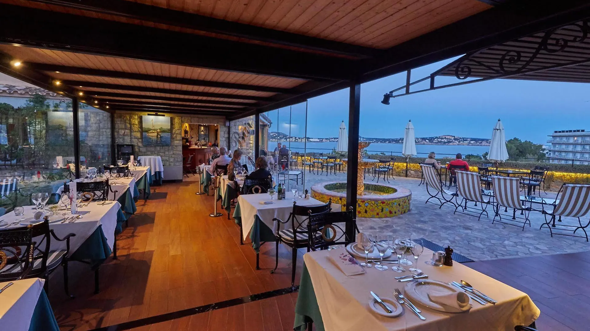 פגוארה Hotel Petit Cala Fornells 5*,