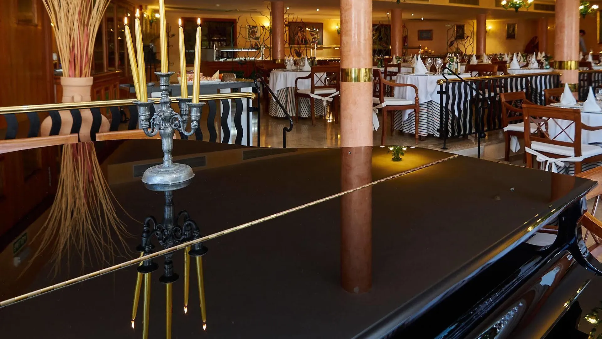 Hotel Petit Cala Fornells Пегера Испания